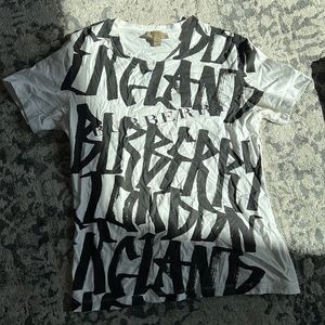 Burberry T-shirt